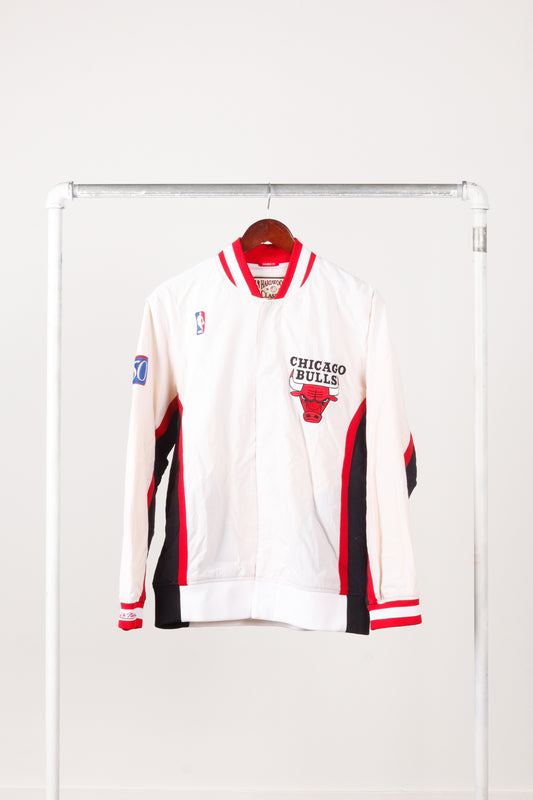 Mitchell & Ness '1996-97 Chicago Bulls Home' Warmup Jacket