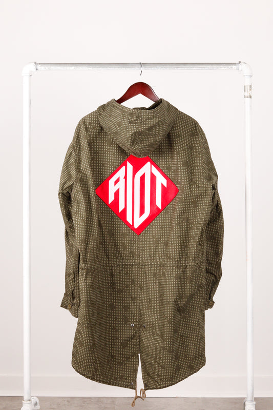 Supreme SS14 'Riot' Fishtail Parka Olive (2014)