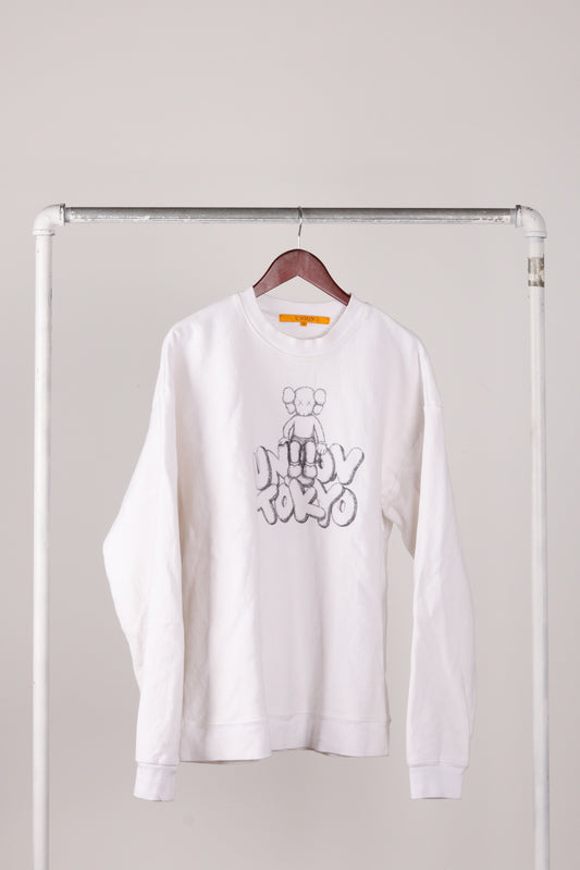 2018 Union x KAWS 'Tokyo Store Grand Opening' Crewneck White (2018)