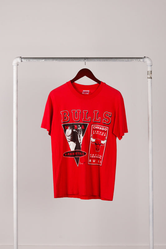 Vintage 90's Chicago Bulls 'Central Division' T-Shirt Red