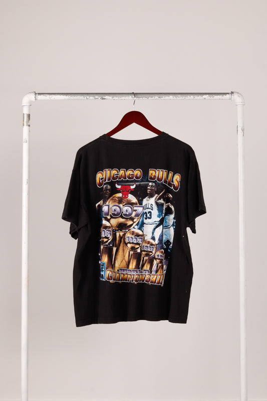 Vintage 1997 Chicago Bulls '97 NBA Champions Jordan Rodman Pippen' Tee